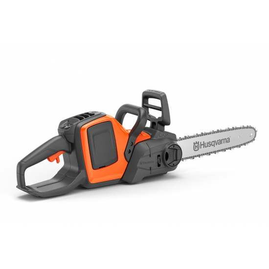 Акумулаторни машини Husqvarna - Акумулаторен трион Husqvarna 230i  с батерия и зарядно